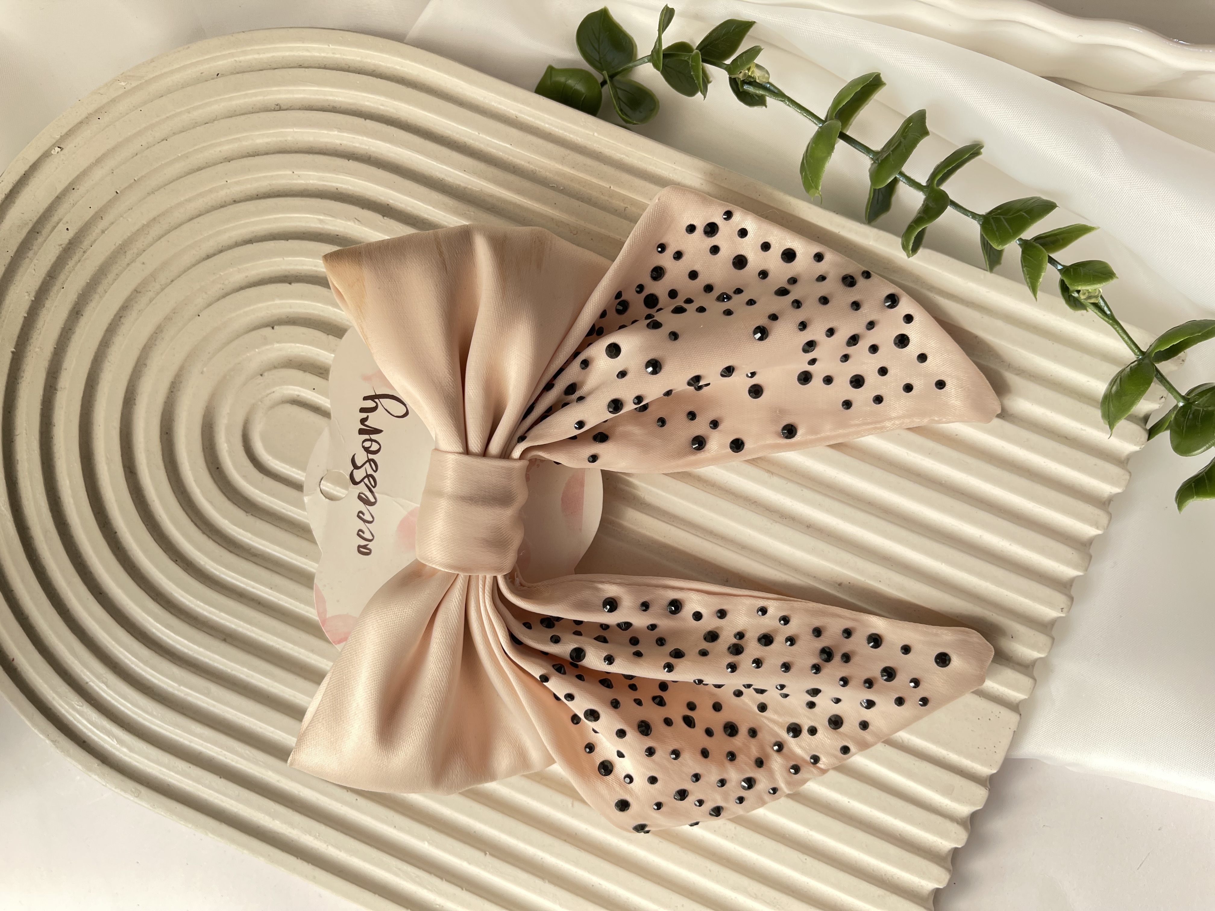 کد 114 سنجاق سر پاپیون